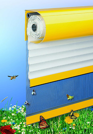 Rollladen mit integrierten Insektenschutz